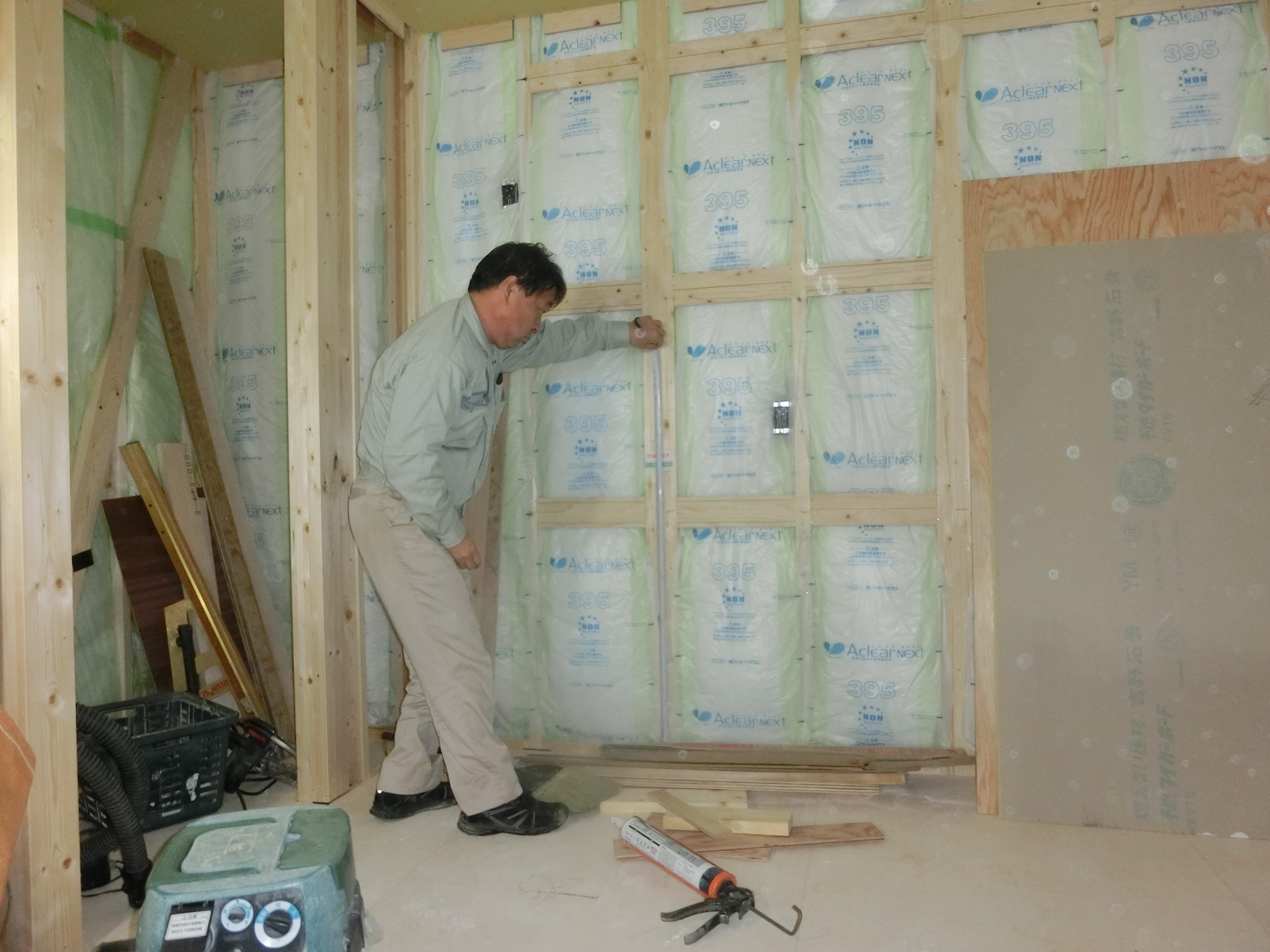 ちょっとずつ家らしくなって来た|共栄建設株式会社