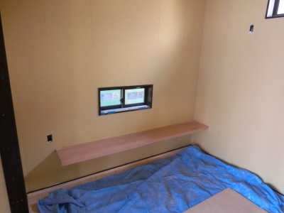 無垢板のカウンター|共栄建設株式会社