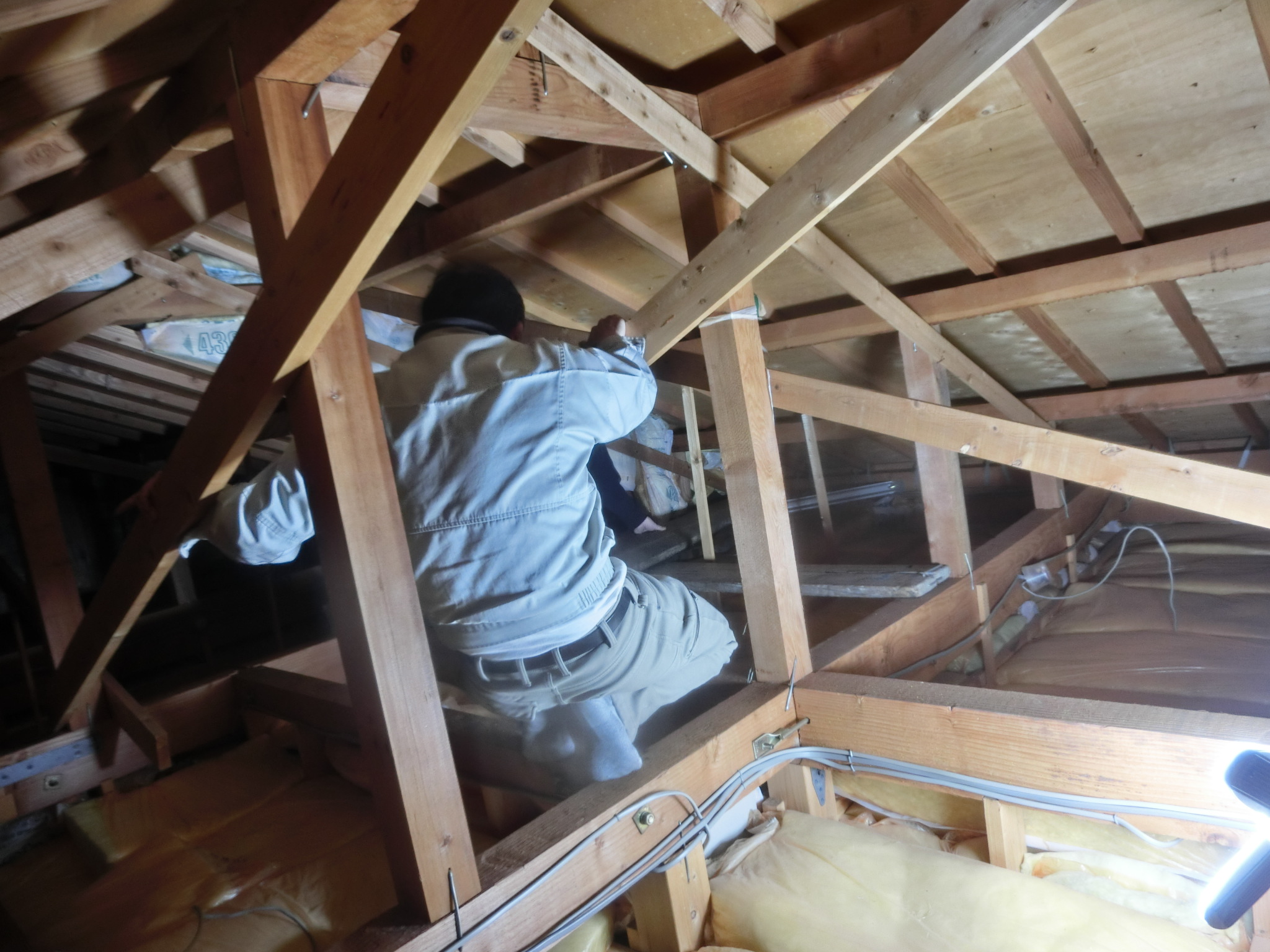 雨漏りって特定が難しいんだよね|共栄建設株式会社