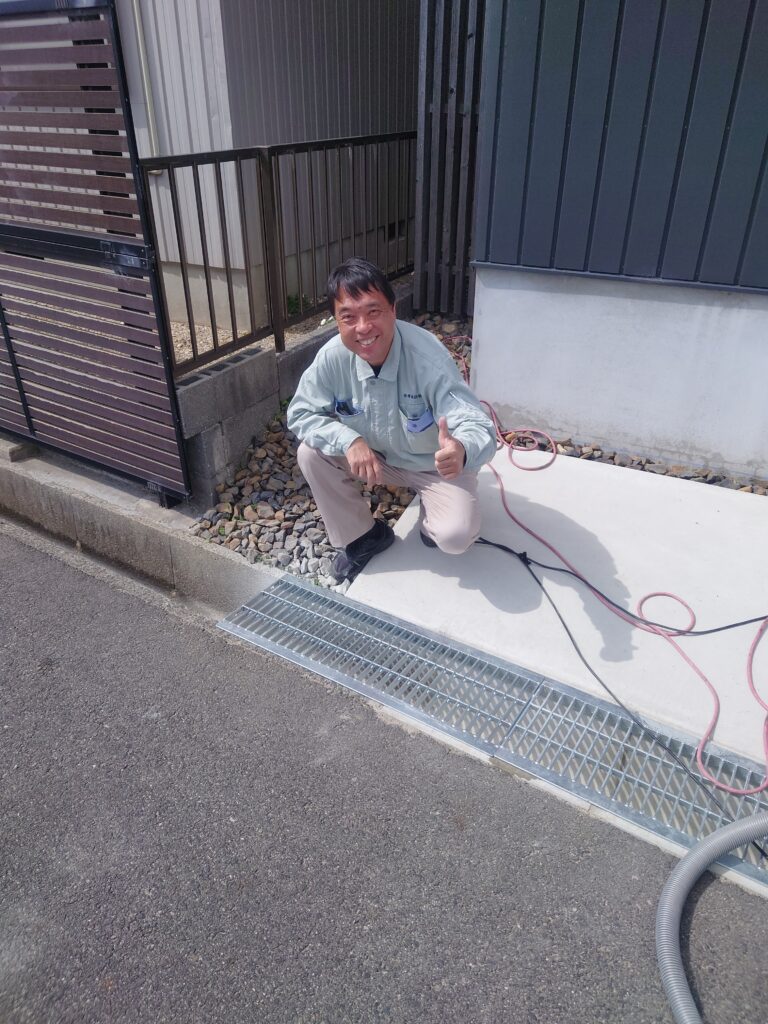 ハマらぬならハメて見せようグレーチング|共栄建設株式会社